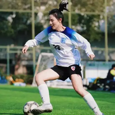 李俊娜